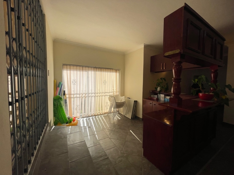 6 Bedroom Property for Sale in Dan Pienaar Free State